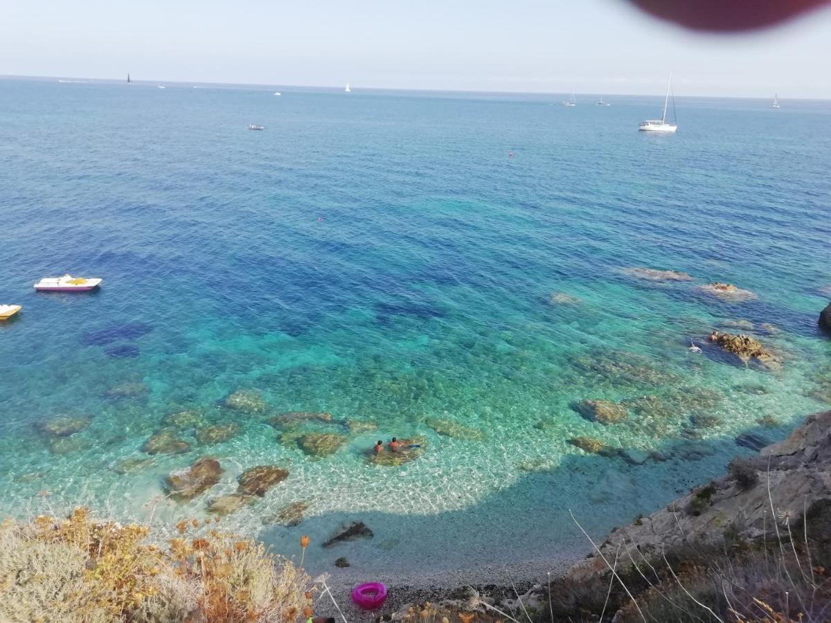 פורטופראיו La Terrazza Al Forte מראה חיצוני תמונה