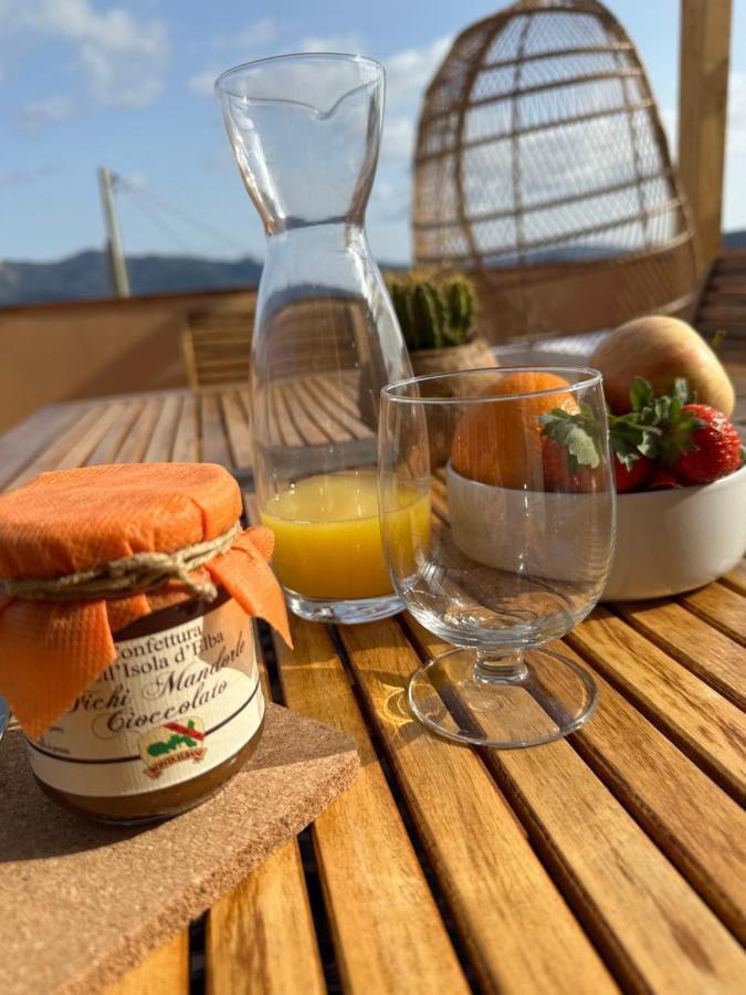 פורטופראיו La Terrazza Al Forte מראה חיצוני תמונה