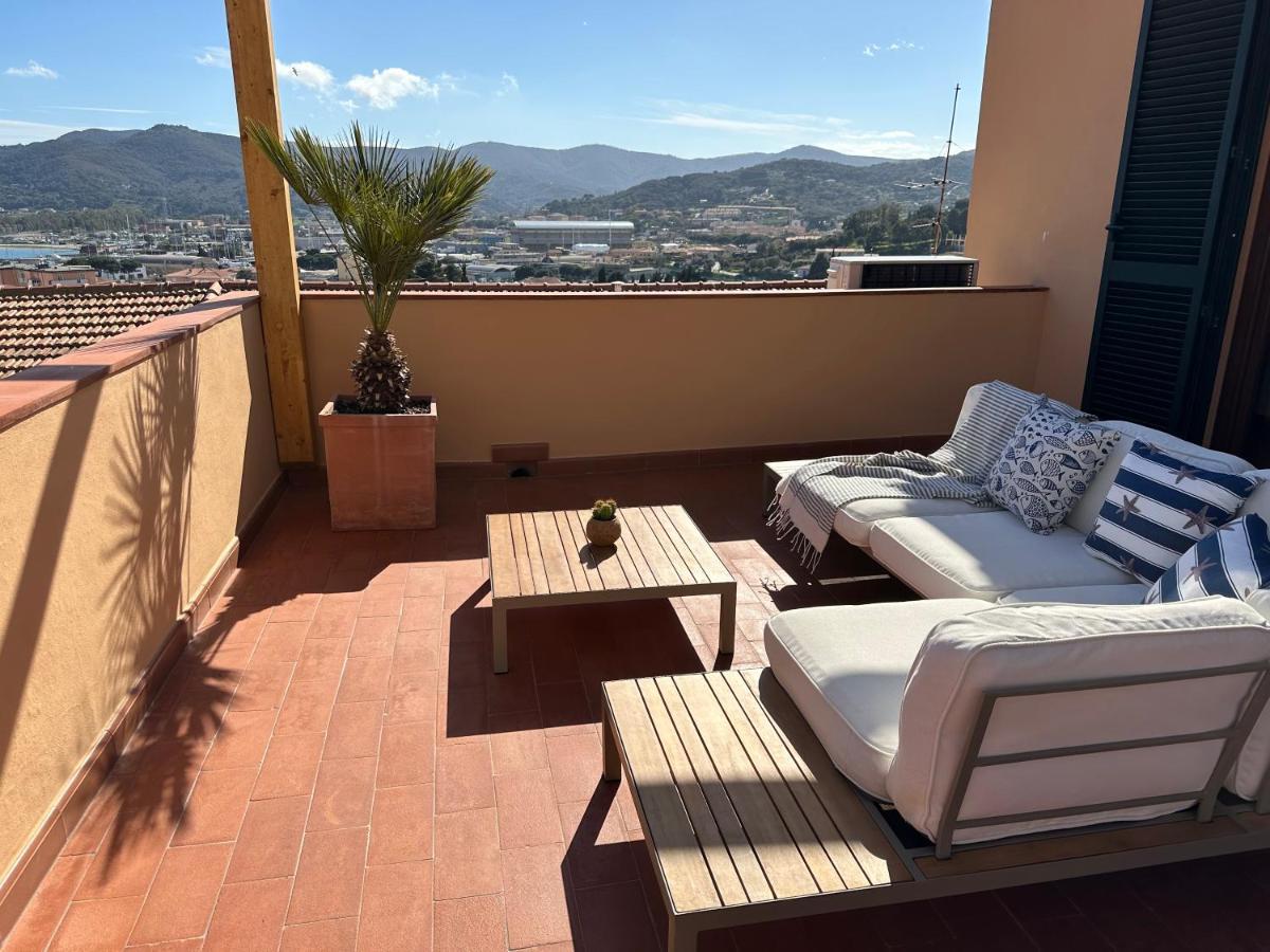 פורטופראיו La Terrazza Al Forte מראה חיצוני תמונה